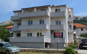 Apartments Mira